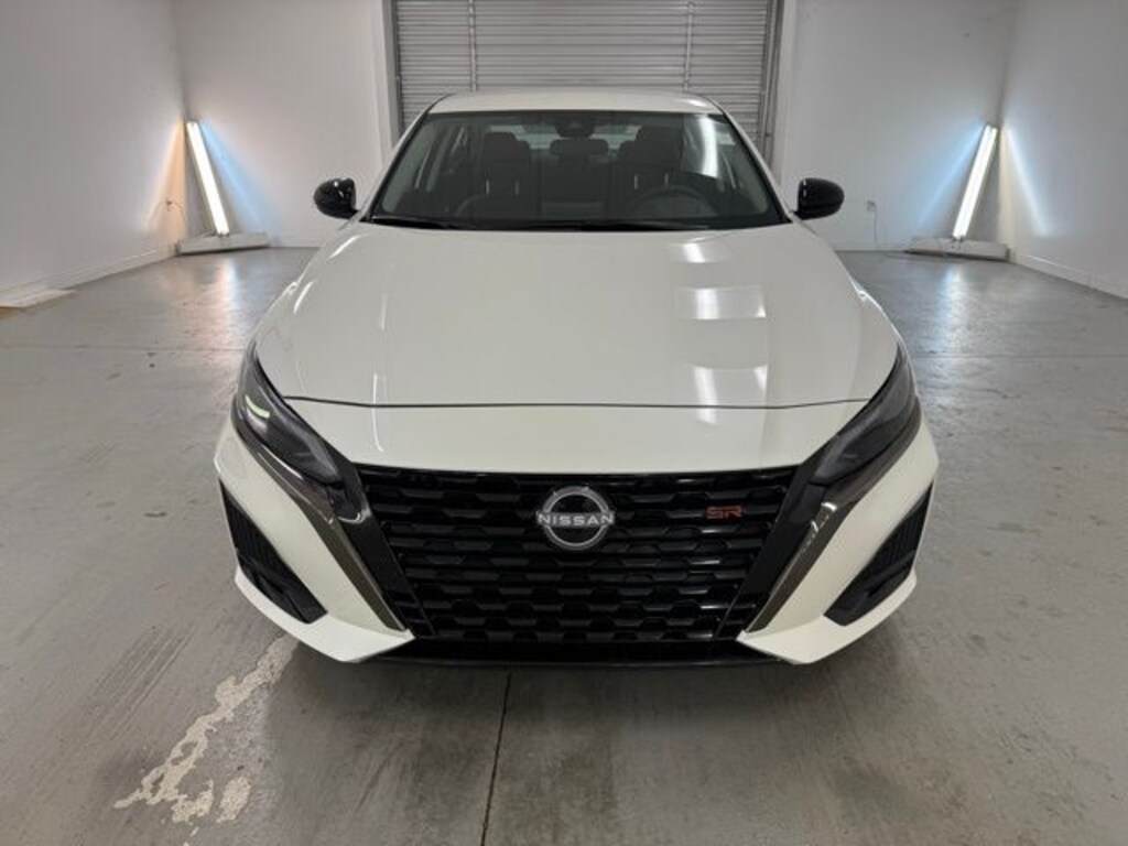New 2025 Nissan Altima 2.5 SR Sedan