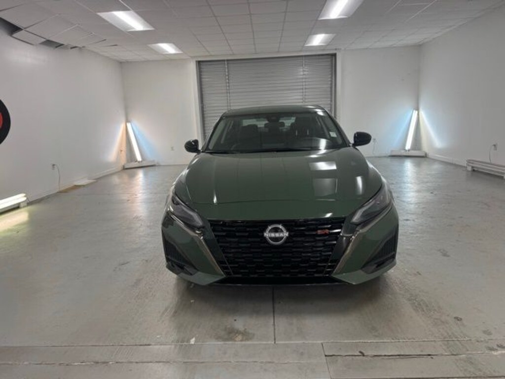 New 2025 Nissan Altima 2.5 SR Sedan