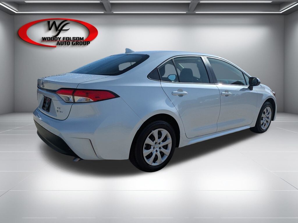Used 2025 Toyota Corolla Hybrid LE Sedan