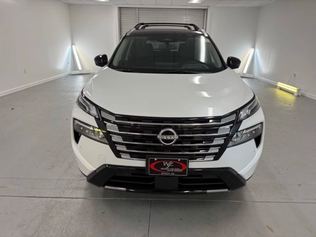 New 2026 Nissan Rogue Platinum SUV