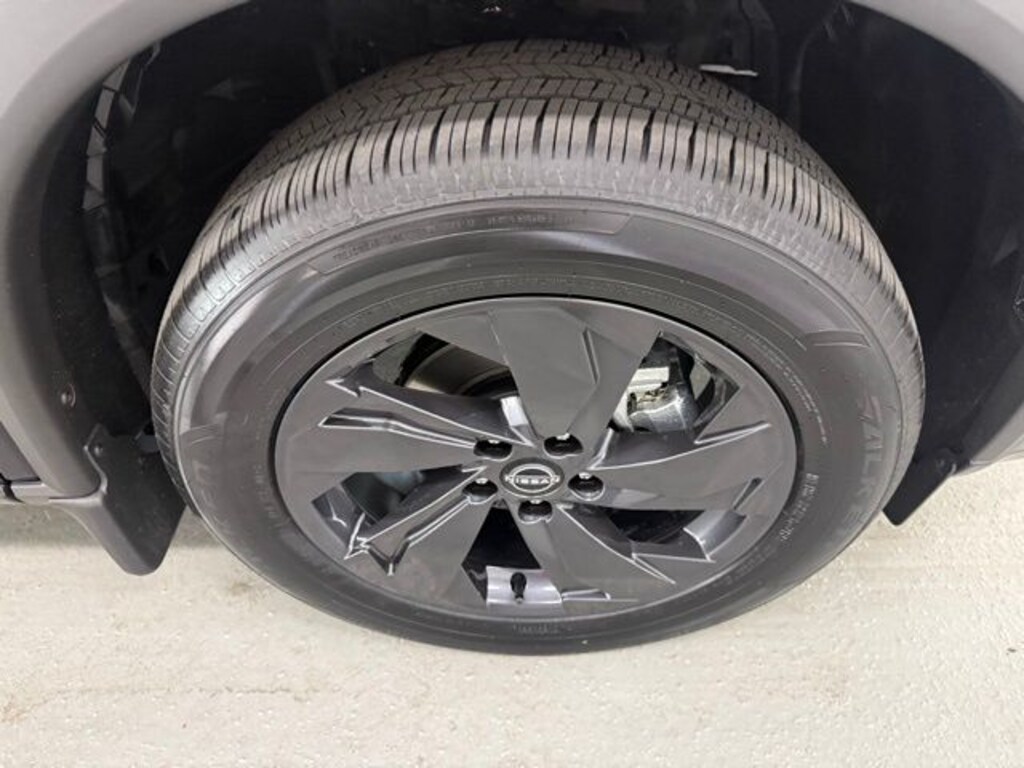 New 2026 Nissan Rogue SV SUV