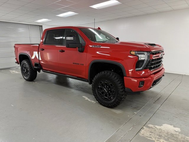 2024 Chevrolet Silverado 2500HD LTZ photo 3