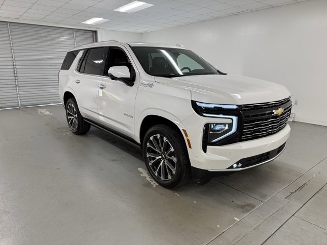 2025 Chevrolet Tahoe High Country photo 3