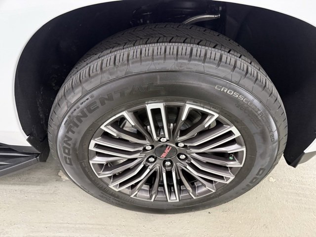 2026 Gmc Yukon photo 2