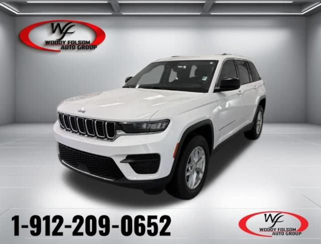 Used 2023 Jeep Grand Cherokee Laredo SUV