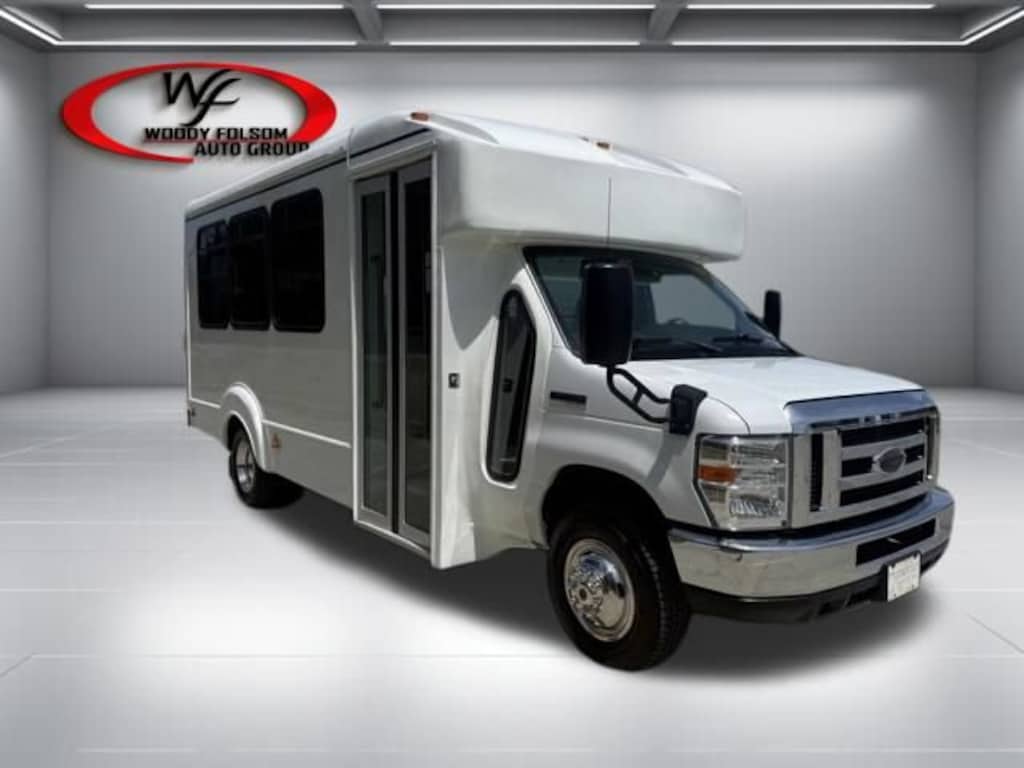 Used 2015 Ford Econoline Commercial Cuta E-350 Super Duty Truck