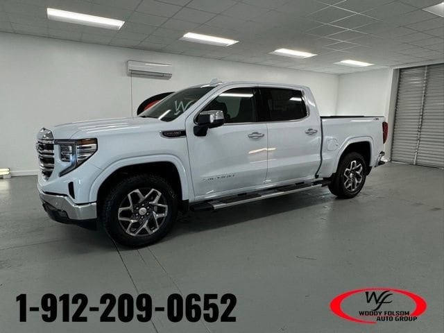 2026 GMC Sierra 1500 SLT's photo