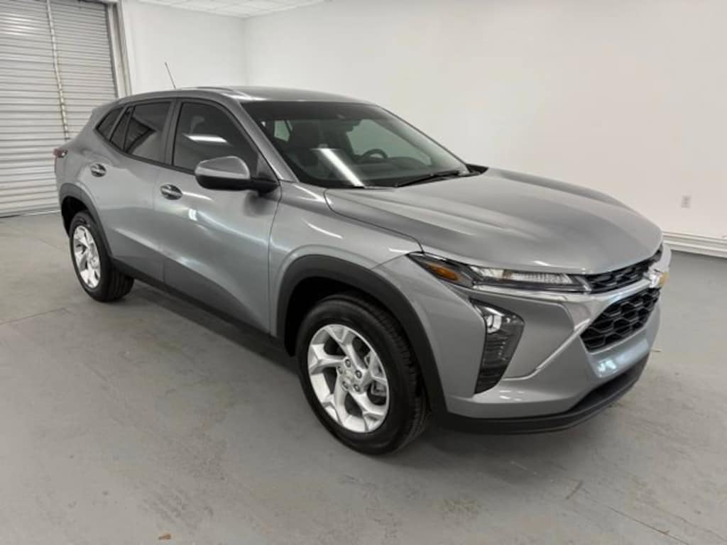 New 2026 Chevrolet Trax LS SUV