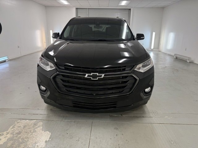 Used 2021 Chevrolet Traverse Premier with VIN 1GNEVKKW4MJ246044 for sale in Baxley, GA