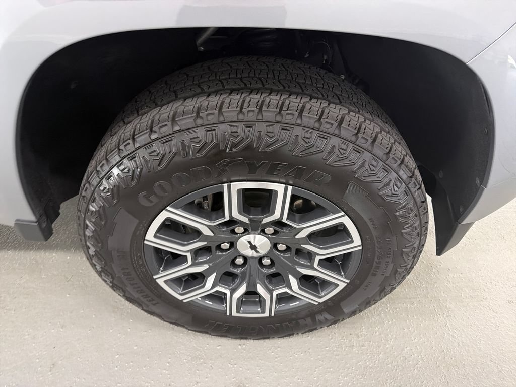 Used 2024 Chevrolet Colorado Z71 Truck Crew Cab