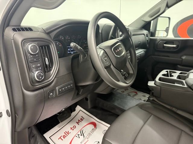 2025 GMC Sierra 3500HD Pro - Photo 11