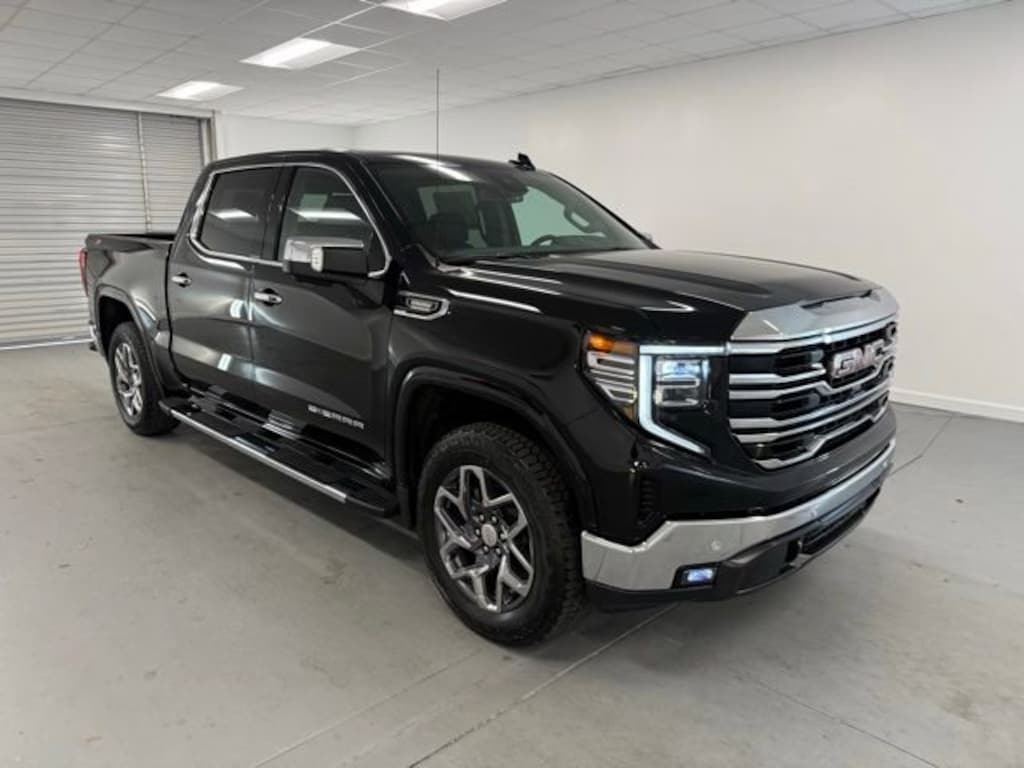 New 2026 GMC Sierra 1500 SLT Truck