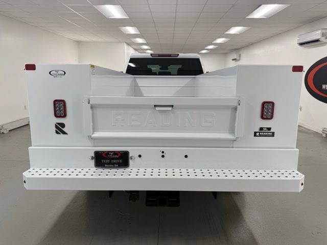 2025 GMC Sierra 3500HD Pro - Photo 7
