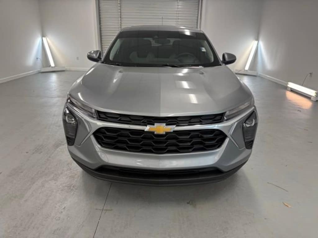 New 2026 Chevrolet Trax LS SUV