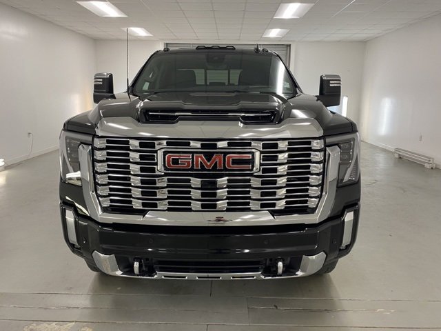 2025 Gmc Sierra 2500 HD Denali photo 2