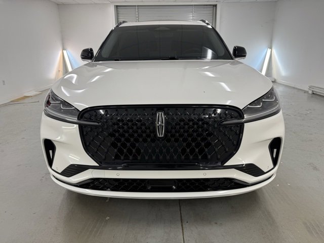 2025 Lincoln Aviator Reserve photo 2