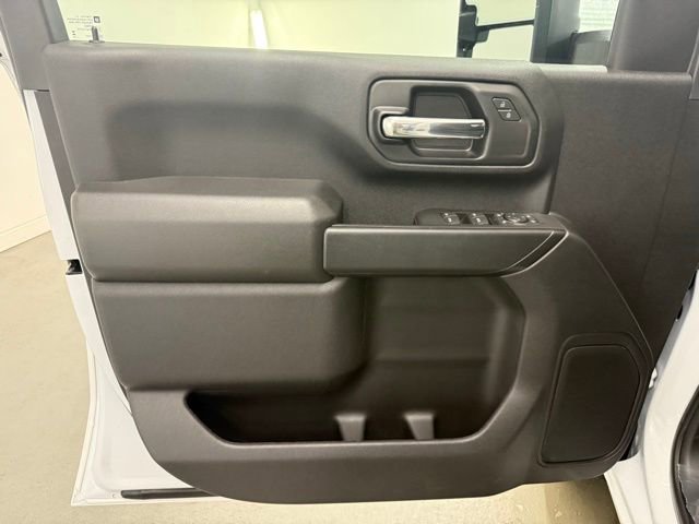 2025 GMC Sierra 3500HD Pro - Photo 12