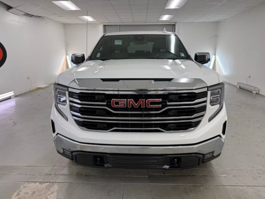 Used 2023 GMC Sierra 1500 SLT Truck Crew Cab