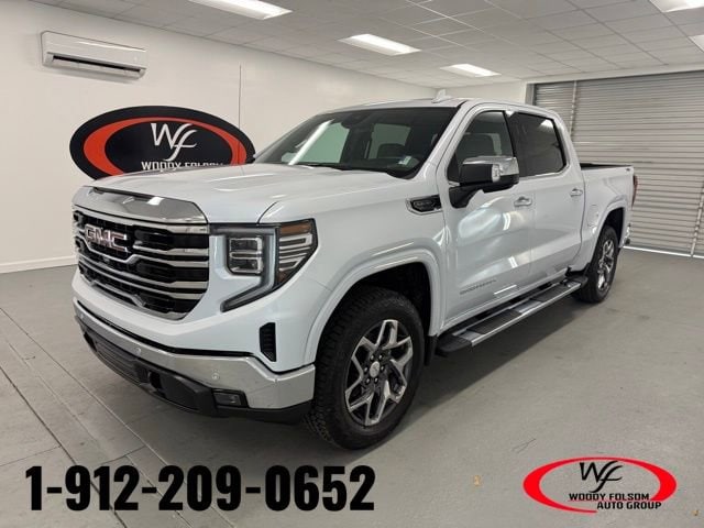 2026 GMC Sierra 1500 SLT's photo