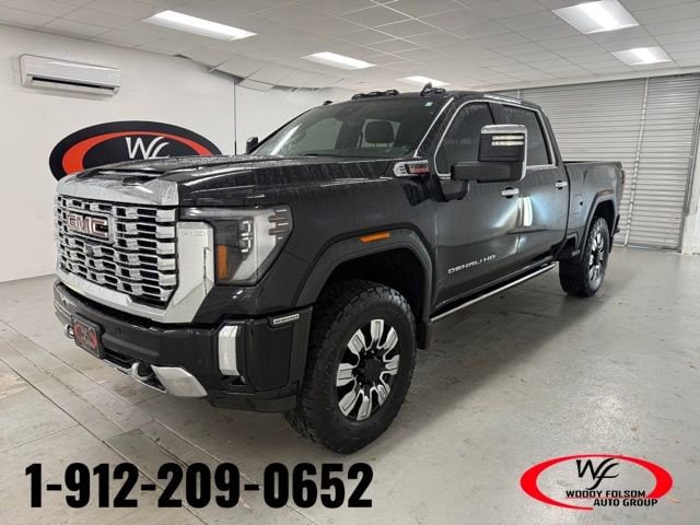 2024 GMC Sierra 2500HD Denali's photo