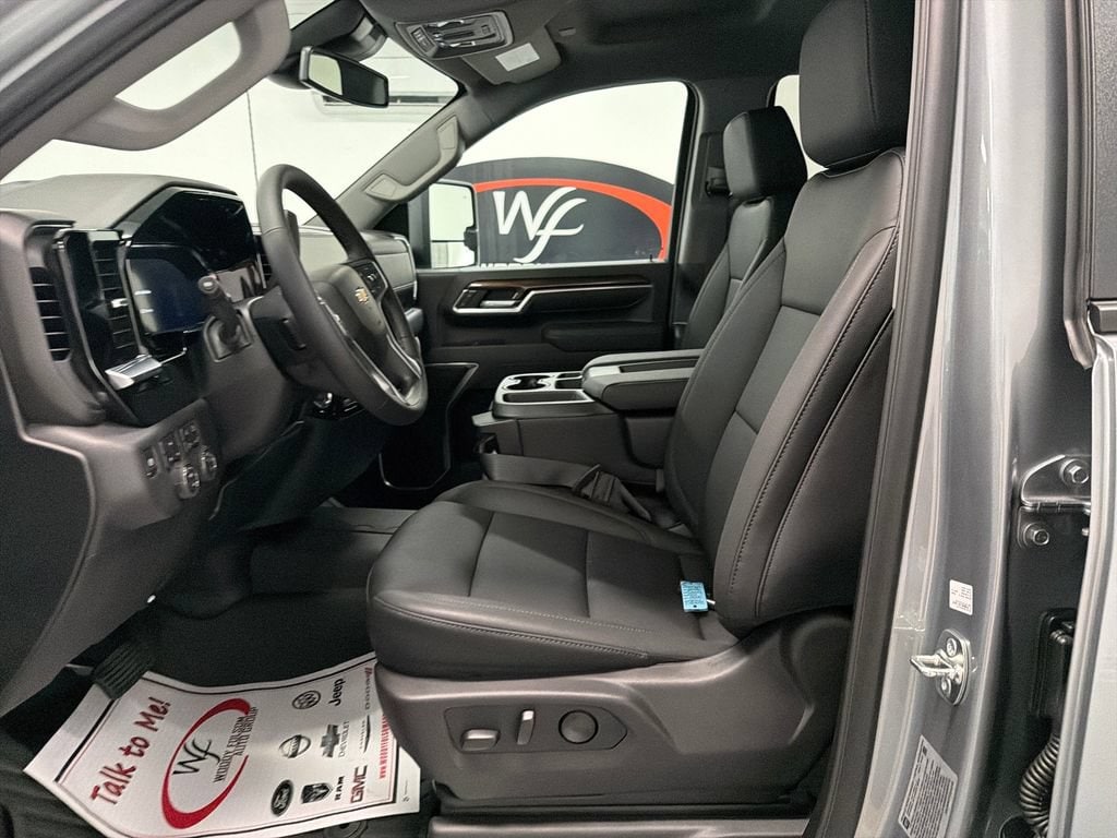 2026 Chevrolet Silverado 2500 HD LT - Photo 8
