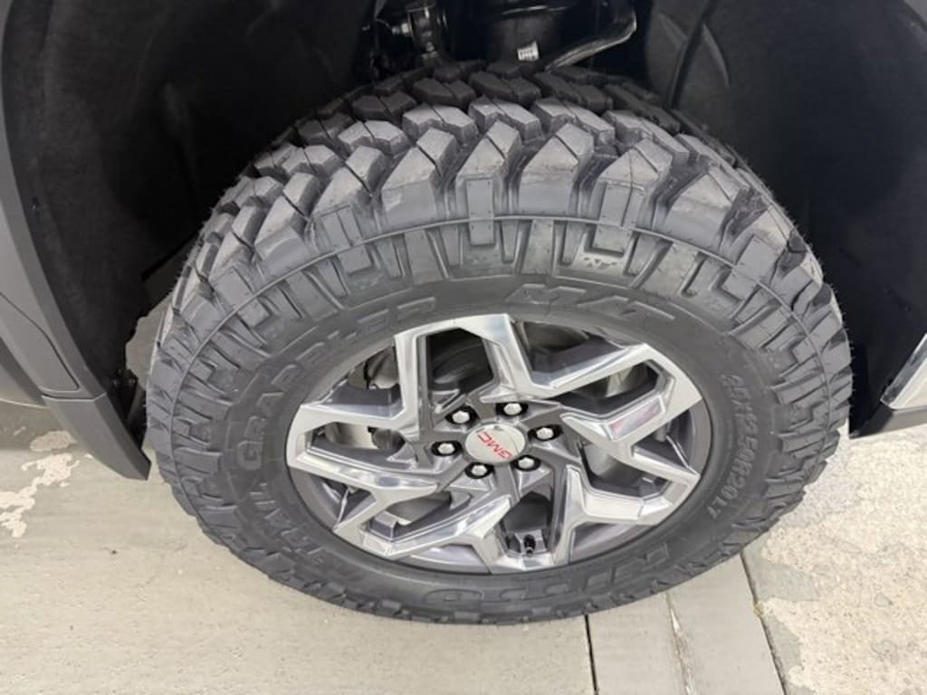 New 2026 GMC Sierra 1500 SLT Truck