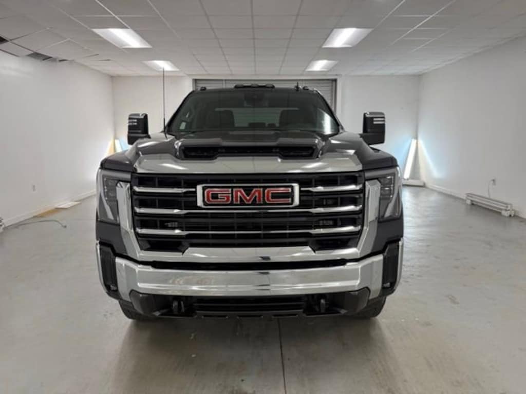 New 2025 GMC Sierra 2500 HD SLT Truck