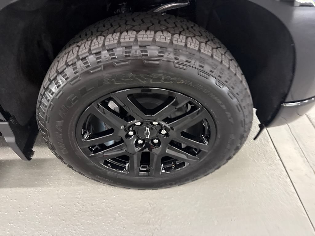 New 2026 Chevrolet Silverado 1500 High Country Truck