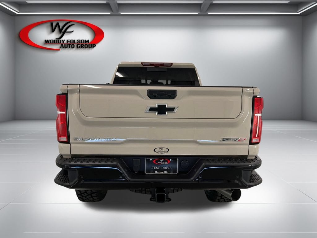 2026 Chevrolet Silverado 2500 HD ZR2 - Photo 8