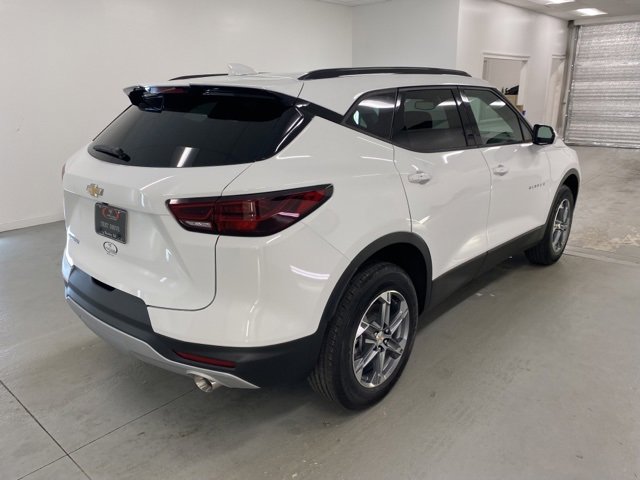 2025 Chevrolet Blazer 2LT photo 4