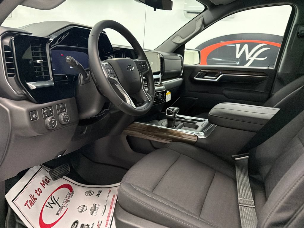 2026 Chevrolet Silverado 1500 LT Trail Boss - Photo 9
