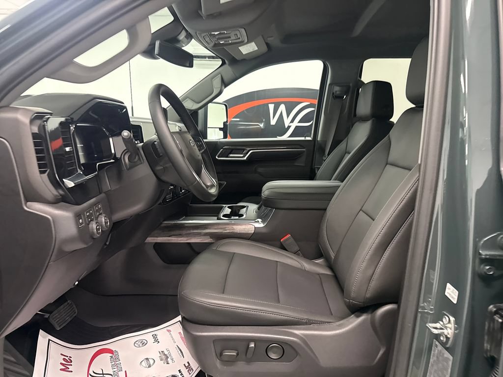 2026 Chevrolet Silverado 2500 HD LTZ - Photo 9