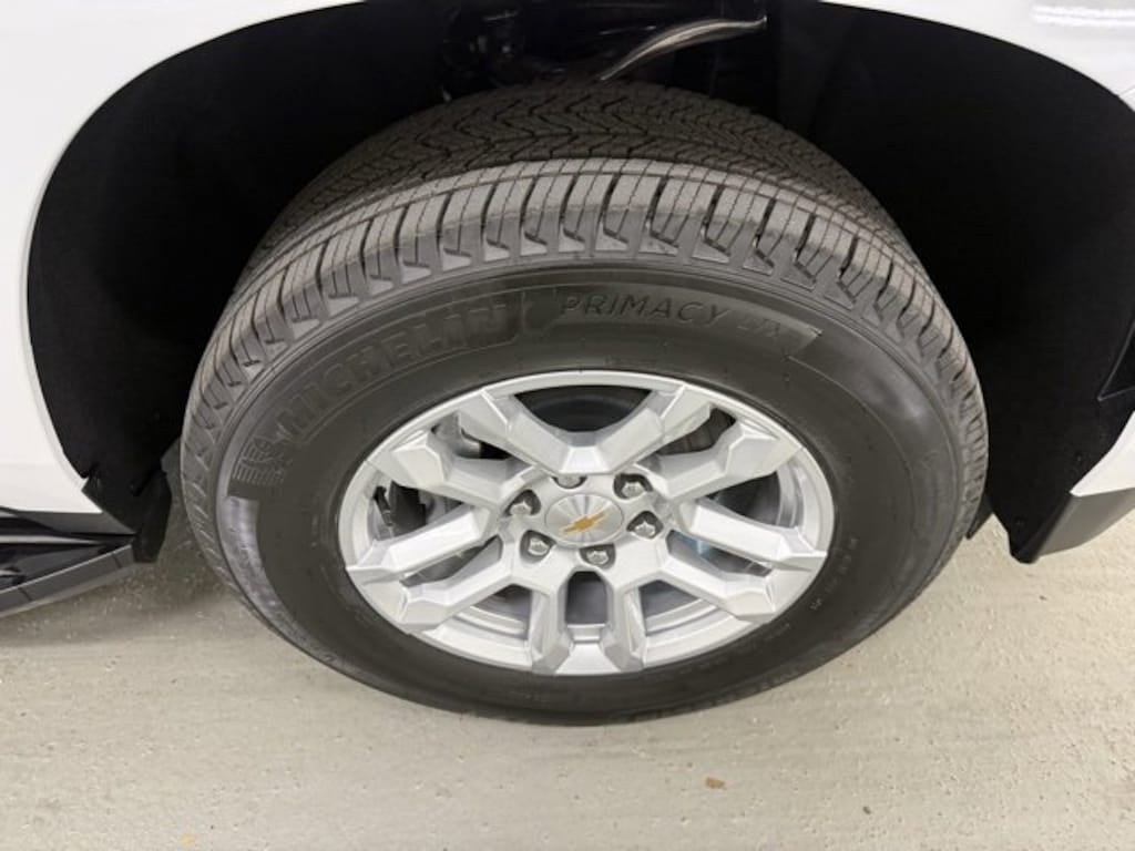 New 2026 Chevrolet Suburban LS SUV