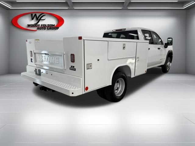 2025 GMC Sierra 3500HD Pro - Photo 6