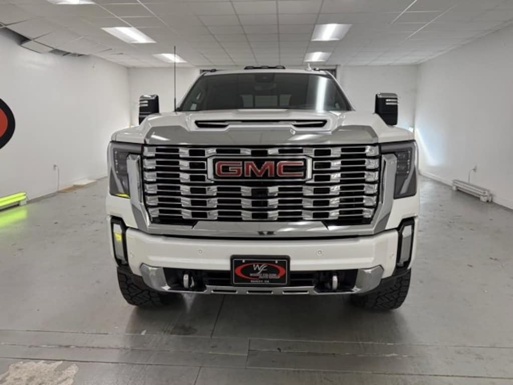Used 2025 GMC Sierra 2500 HD Denali Truck Crew Cab
