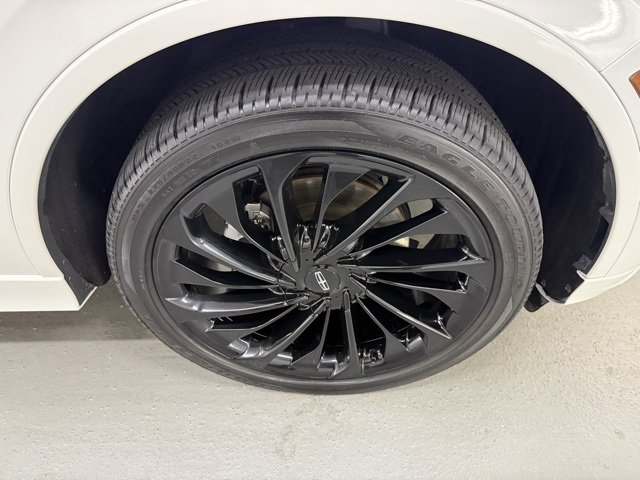 2025 Lincoln Aviator Reserve photo 4