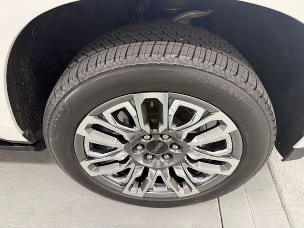 Used 2024 GMC Yukon XL Denali Ultimate SUV