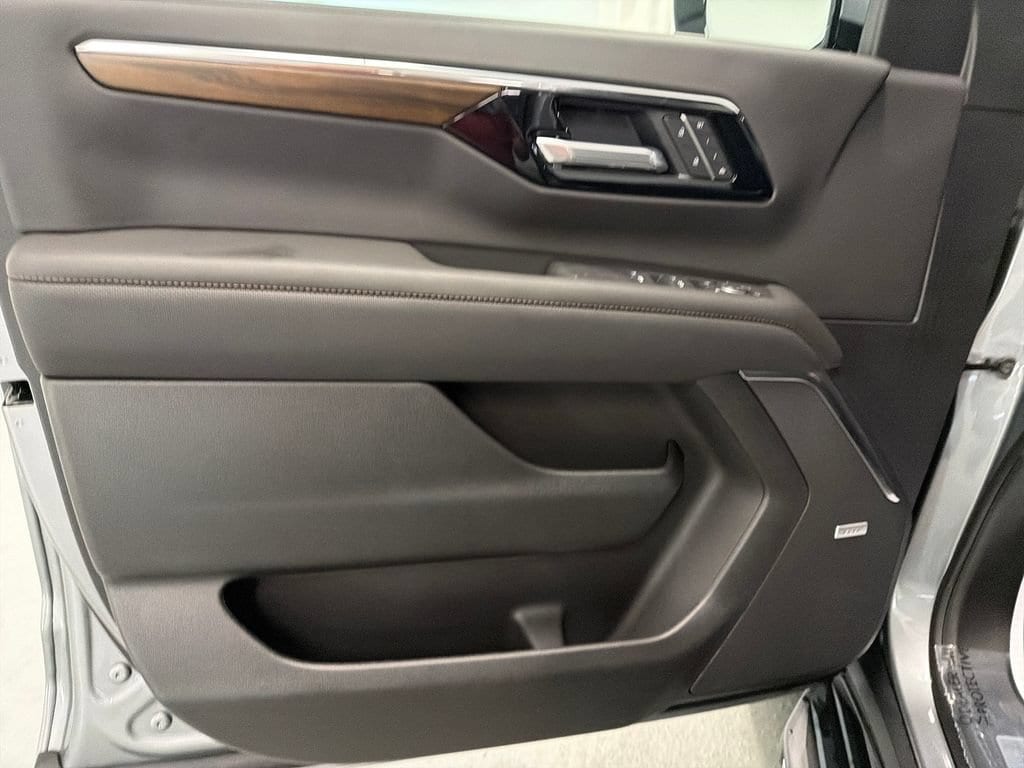 2026 Chevrolet Tahoe High Country - Photo 12