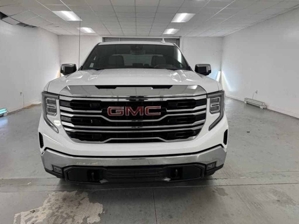 New 2026 GMC Sierra 1500 SLT Truck