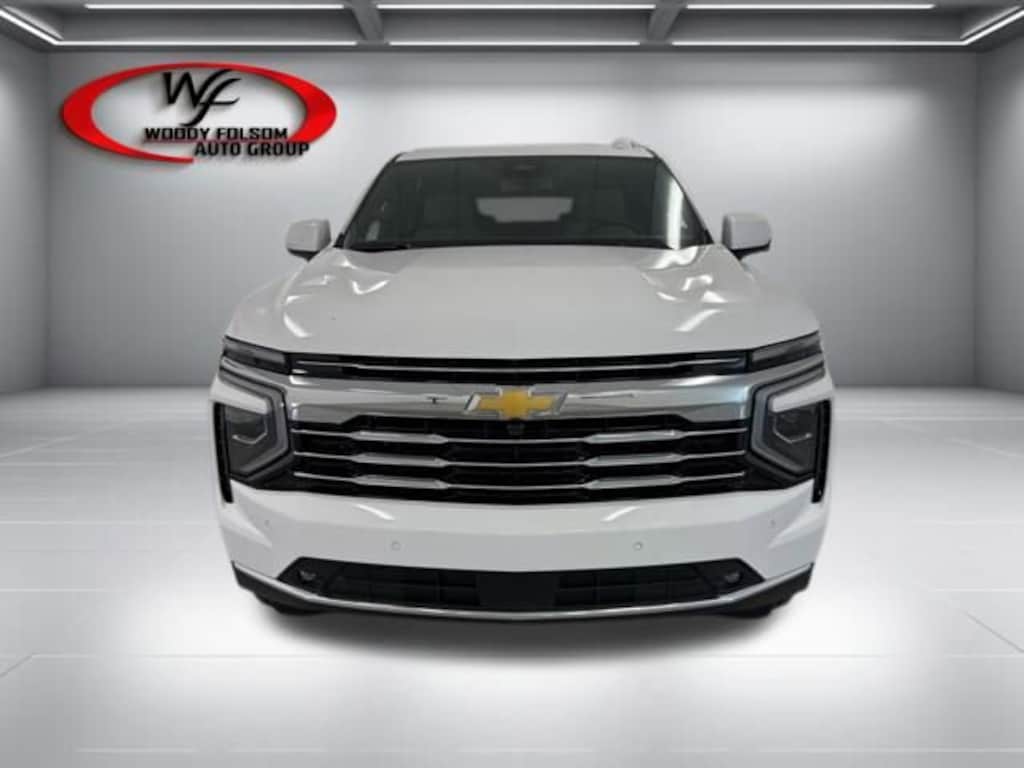 New 2026 Chevrolet Suburban LT SUV