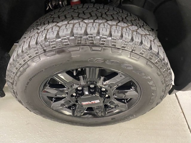 2025 Gmc Sierra HD AT4 photo 4