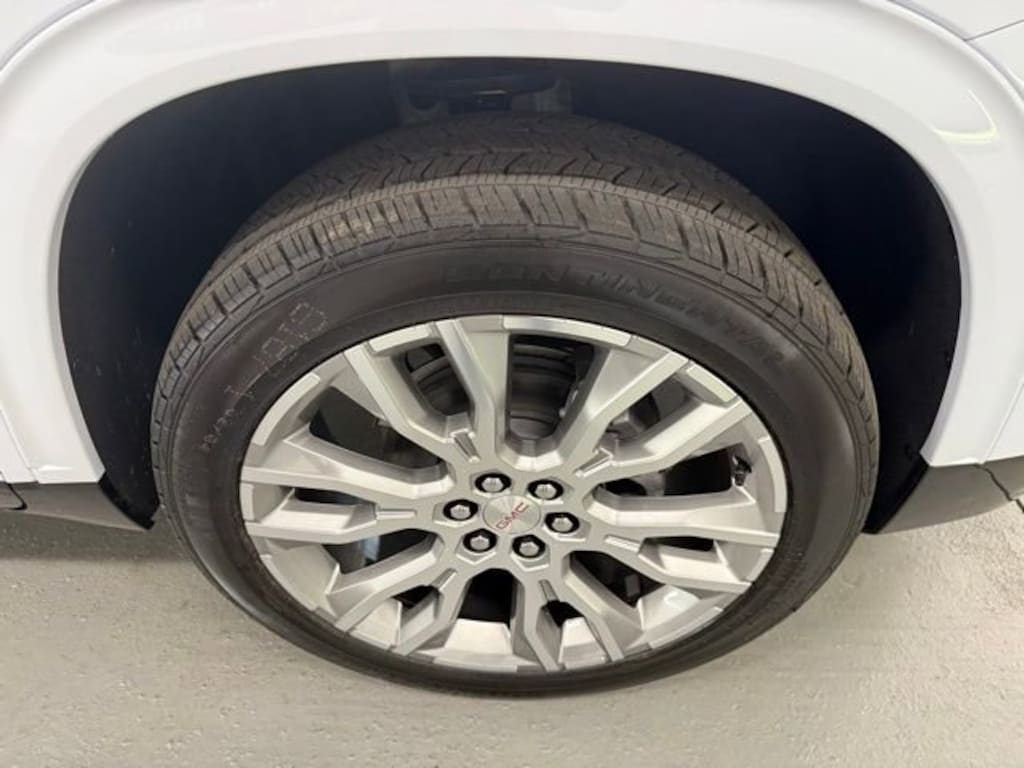 New 2026 GMC Acadia Denali SUV