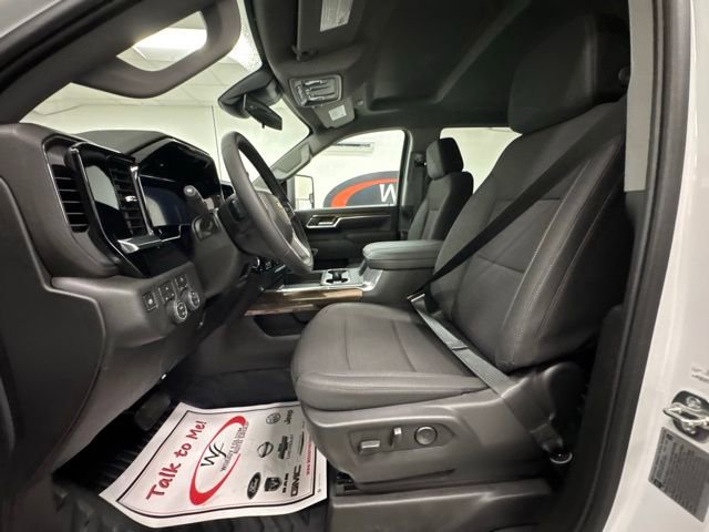 2026 Chevrolet Silverado 3500HD LT - Photo 14