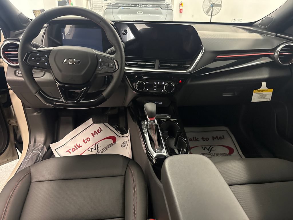2026 Chevrolet Trax RS - Photo 14