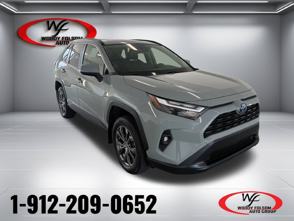 2022 Toyota RAV4 XLE Premium