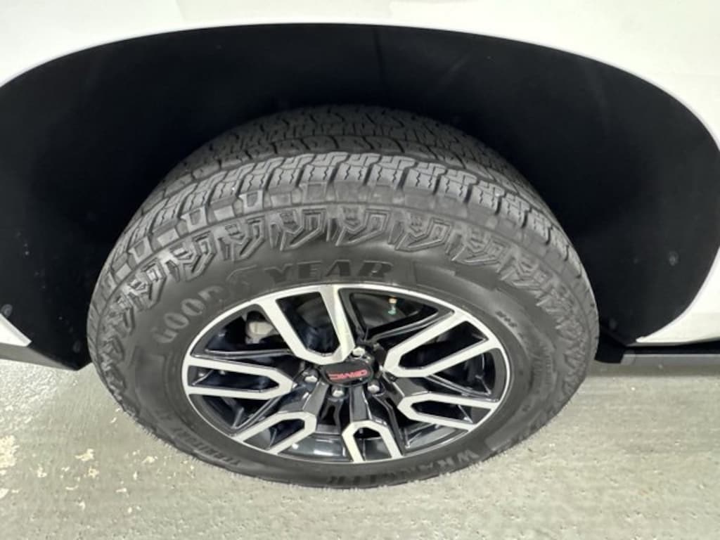 Certified 2023 GMC Yukon XL AT4 SUV