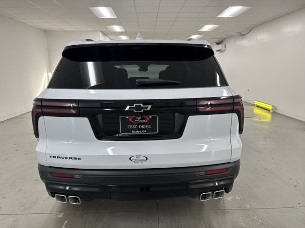 New 2026 Chevrolet Traverse LT SUV