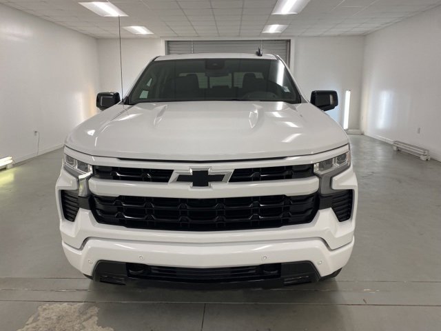 2025 Chevrolet Silverado 1500 RST photo 2