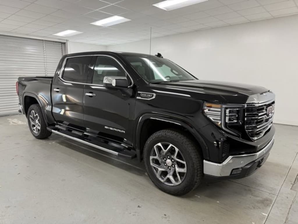 New 2026 GMC Sierra 1500 SLT Truck