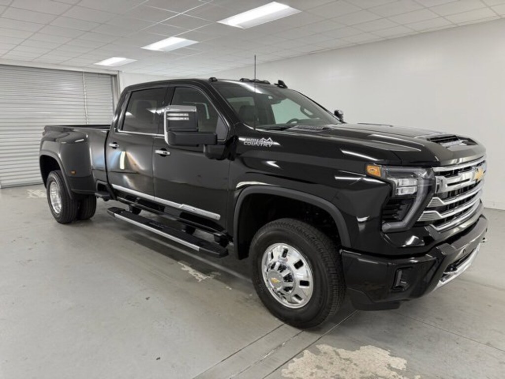 New 2026 Chevrolet Silverado 3500 HD High Country Truck